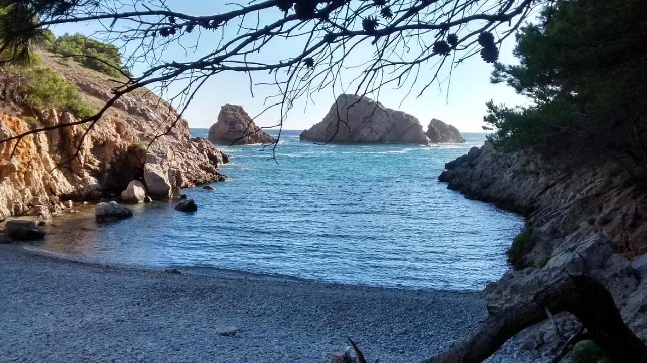 Puig Sureda - Apartamentos L' Escala Bagian luar foto