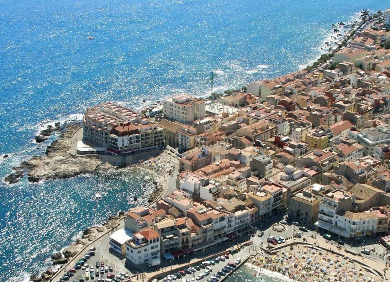 Puig Sureda - Apartamentos L' Escala Bagian luar foto