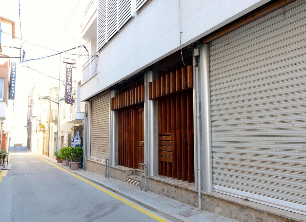 Puig Sureda - Apartamentos L' Escala Bagian luar foto